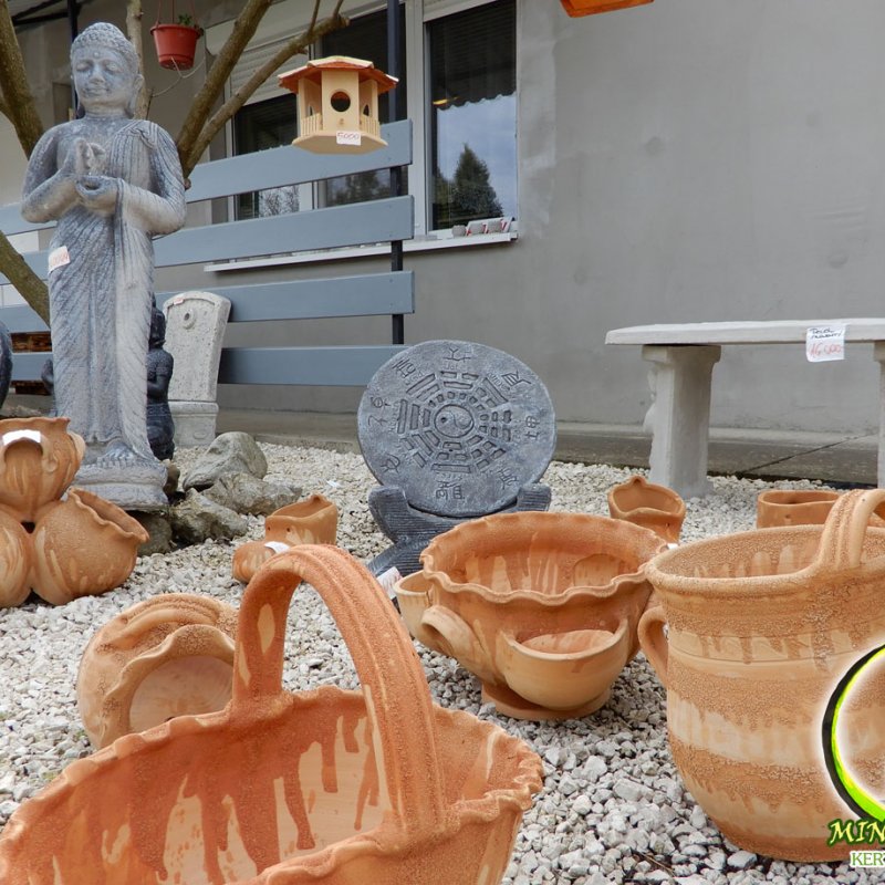 Mindent 'Is' kerti dekoráció 07